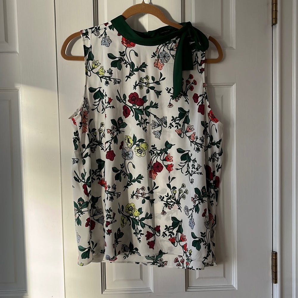 Ann Taylor Floral Sleeveless Blouse with Bow-tie Neck